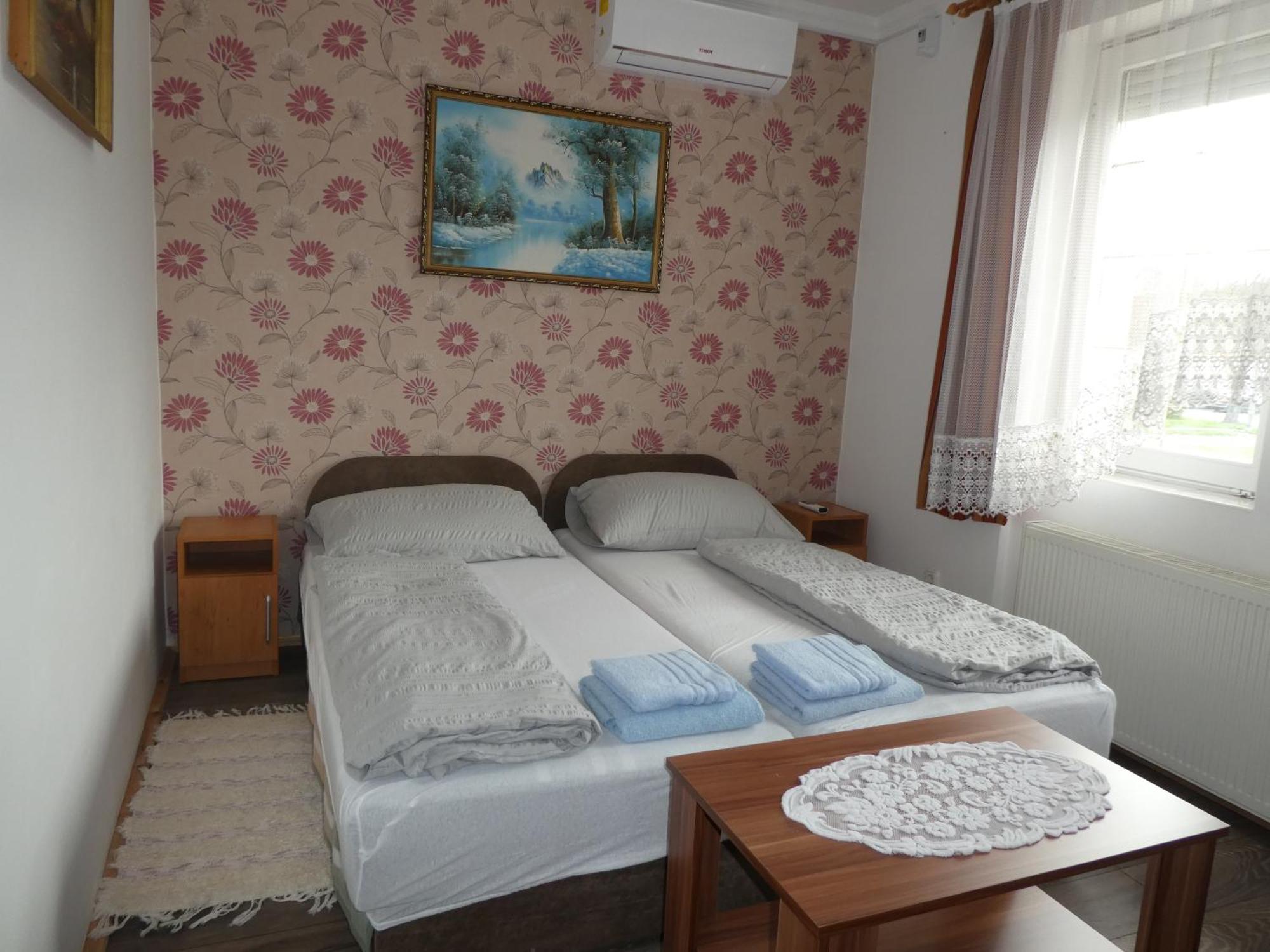 Halasi Szallashely Apartamento Hajdúszoboszló Exterior foto